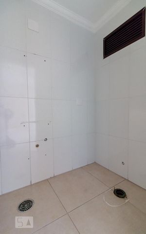 Apartamento à venda com 170m², 3 quartos e 2 vagasLavabo