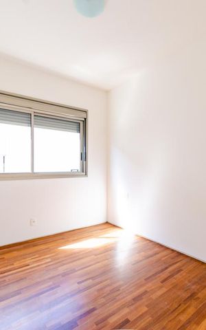 Apartamento para alugar com 156m², 3 quartos e 3 vagas Apartamento para alugar com 156m², 3 quartos e 3 vagasQuarto 2