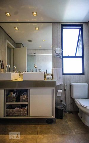 Apartamento à venda com 180m², 4 quartos e 3 vagas Apartamento à venda com 180m², 4 quartos e 3 vagasBanheiro Suíte master
