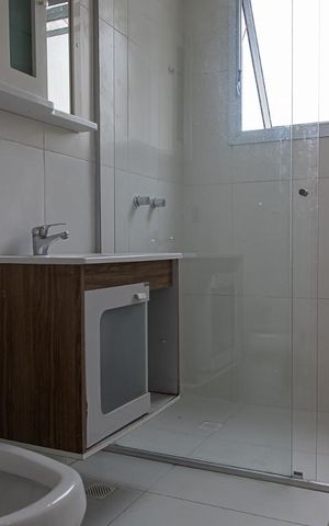 Apartamento à venda com 82m², 2 quartos e sem vagaBanheiro da Suíte