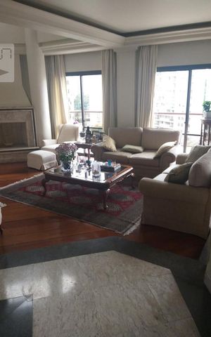 Apartamento à venda com 364m², 3 quartos e 3 vagas