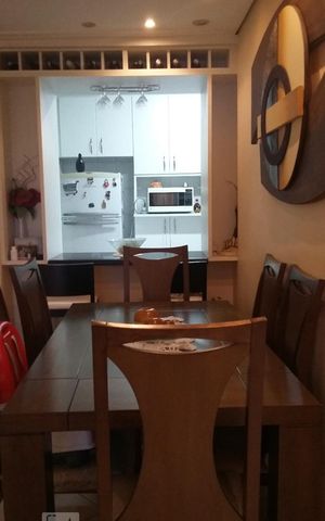 Apartamento à venda com 60m², 2 quartos e 1 vaga Apartamento à venda com 60m², 2 quartos e 1 vagaSala