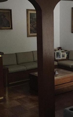 Casa à venda com 240m², 3 quartos e 3 vagas Casa à venda com 240m², 3 quartos e 3 vagassala
