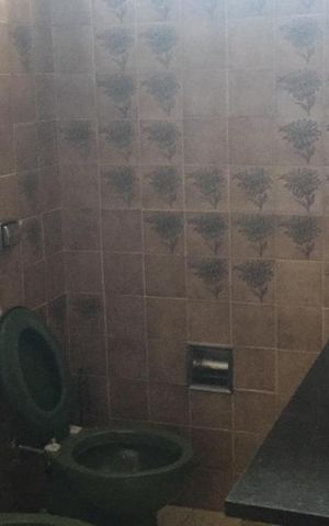 Casa à venda com 240m², 3 quartos e 3 vagas Casa à venda com 240m², 3 quartos e 3 vagassuite