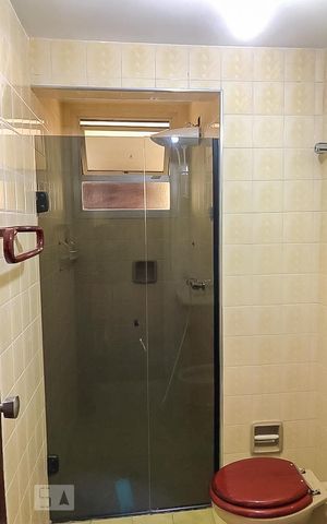 Apartamento à venda com 115m², 3 quartos e 2 vagas Apartamento à venda com 115m², 3 quartos e 2 vagasBanheiro social