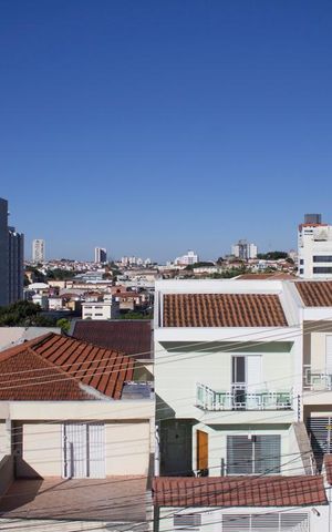Casa à venda com 300m², 3 quartos e 1 vagaVista