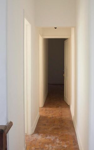 Casa à venda com 300m², 3 quartos e 1 vagaCorredor