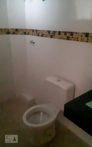 Apartamento para alugar com 38m², 2 quartos e sem vagaBanheiro