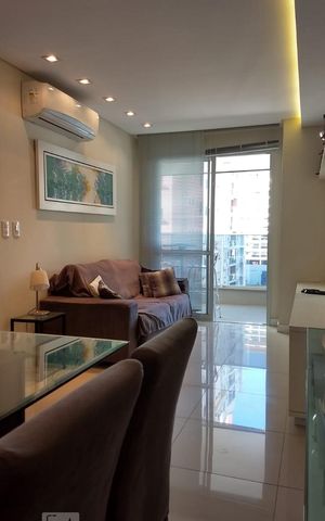 Apartamento para alugar com 86m², 2 quartos e 1 vaga Apartamento para alugar com 86m², 2 quartos e 1 vagaSala