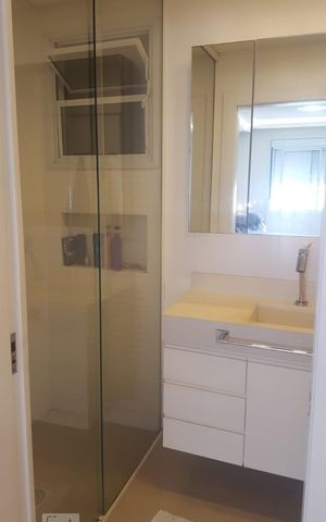 Apartamento para alugar com 86m², 2 quartos e 1 vaga Apartamento para alugar com 86m², 2 quartos e 1 vagaBanheiro da Suite