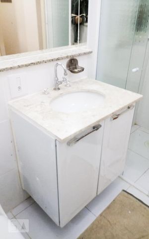 Apartamento à venda com 45m², 1 quarto e sem vagaBanheiro