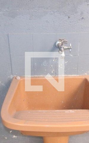 Casa para alugar com 70m², 3 quartos e 1 vaga Casa para alugar com 70m², 3 quartos e 1 vagaÁrea de Serviço