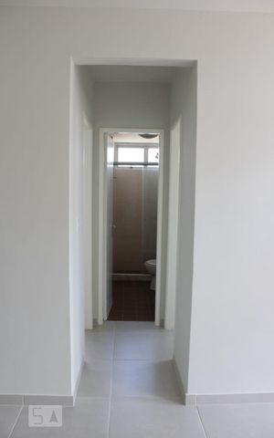 Apartamento à venda com 80m², 2 quartos e 1 vagaBanheiro de Serviço