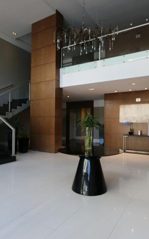 Apartamento à venda com 97m², 2 quartos e 2 vagas Apartamento à venda com 97m², 2 quartos e 2 vagasHall social