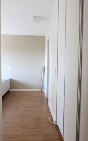 Apartamento à venda com 97m², 2 quartos e 2 vagas Apartamento à venda com 97m², 2 quartos e 2 vagasBanheiro da suíte 1