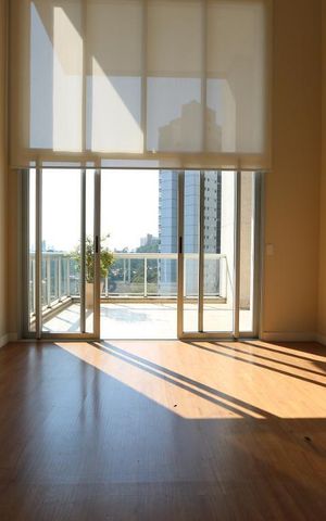 Apartamento à venda com 97m², 2 quartos e 2 vagas Apartamento à venda com 97m², 2 quartos e 2 vagasSala
