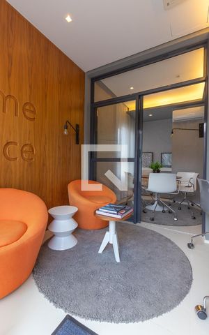 Apartamento à venda com 45m², 1 quarto e 1 vaga Apartamento à venda com 45m², 1 quarto e 1 vagaÁrea comum - Escritório