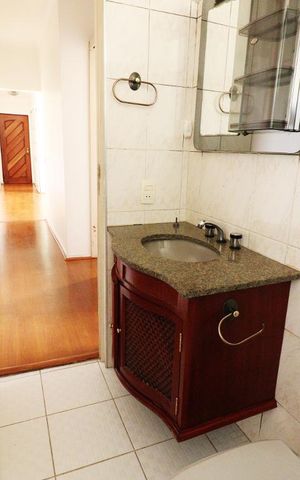 Apartamento à venda com 67m², 2 quartos e 1 vagaBanheiro