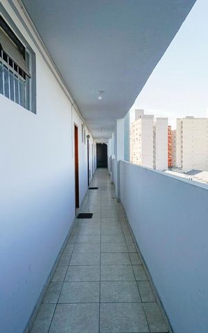 Apartamento à venda com 64m², 3 quartos e sem vaga Apartamento à venda com 64m², 3 quartos e sem vagaCorredor externo