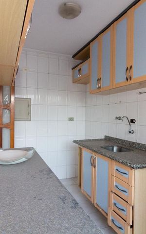 Apartamento para alugar com 65m², 2 quartos e 1 vagaCozinha