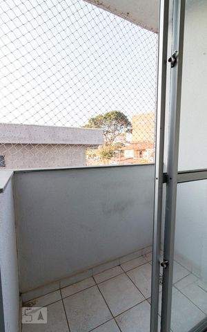 Apartamento para alugar com 65m², 2 quartos e 1 vagaVaranda