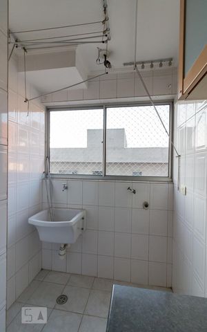 Apartamento para alugar com 65m², 2 quartos e 1 vagaÁrea de serviço