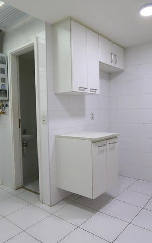 Apartamento à venda com 84m², 3 quartos e 1 vagaCozinha - Armários e despensa 