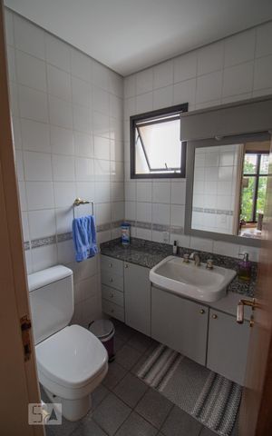 Apartamento à venda com 160m², 3 quartos e 3 vagasBanheiro do Quarto 1