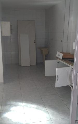 Casa à venda com 300m², 3 quartos e 8 vagas