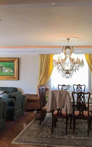 Apartamento à venda com 200m², 3 quartos e 1 vagaSala