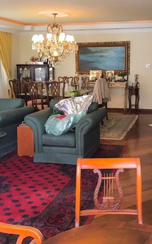 Apartamento à venda com 200m², 3 quartos e 1 vagaSala