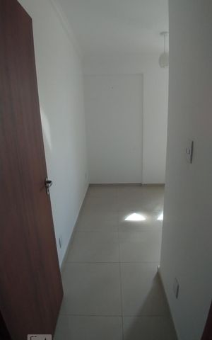 Apartamento à venda com 85m², 3 quartos e 1 vaga Apartamento à venda com 85m², 3 quartos e 1 vagaQuarto 02