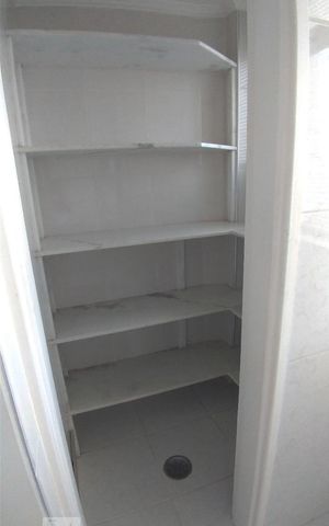 Apartamento à venda com 85m², 3 quartos e 1 vaga Apartamento à venda com 85m², 3 quartos e 1 vagaDespensa
