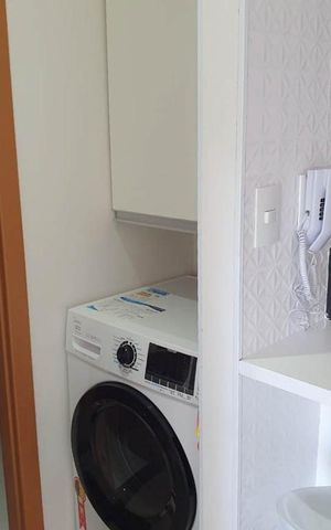 Studio para alugar com 35m², 1 quarto e 1 vaga Studio para alugar com 35m², 1 quarto e 1 vagaAcesso ao banheiro