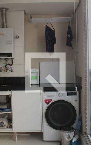 Apartamento para alugar com 42m², 1 quarto e 1 vagaÁrea de Serviço