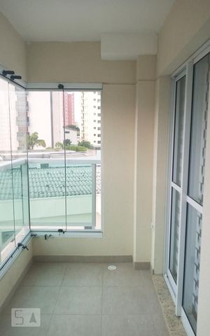 Studio para alugar com 42m², 1 quarto e 1 vaga Studio para alugar com 42m², 1 quarto e 1 vagaSacada