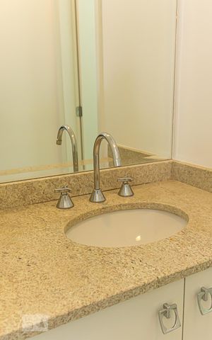 Apartamento para alugar com 39m², 1 quarto e 1 vagaBanheiro