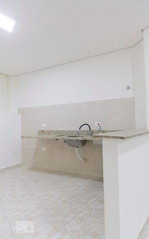 Apartamento para alugar com 64m², 2 quartos e sem vagaCozinha e Área de Serviço