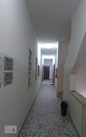 Apartamento para alugar com 64m², 2 quartos e sem vaga Apartamento para alugar com 64m², 2 quartos e sem vagaCorredor do andar