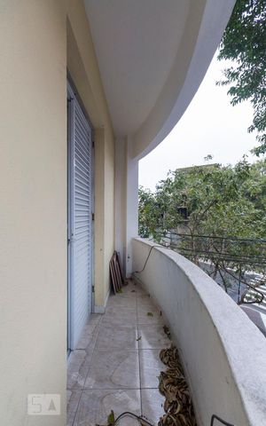 Apartamento para alugar com 64m², 2 quartos e sem vagaVaranda do Quarto 1