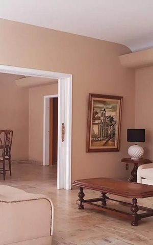 Apartamento à venda com 400m², 4 quartos e 1 vaga Apartamento à venda com 400m², 4 quartos e 1 vagaSala