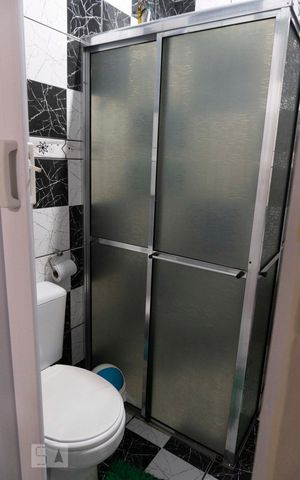 Casa à venda com 144m², 3 quartos e 2 vagasBanheiro