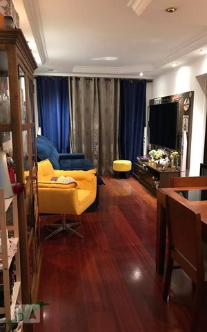 Apartamento à venda com 54m², 2 quartos e 1 vaga Apartamento à venda com 54m², 2 quartos e 1 vagaSala