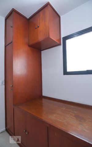 Apartamento à venda com 147m², 3 quartos e 2 vagas Apartamento à venda com 147m², 3 quartos e 2 vagasDispensa