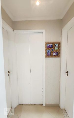 Apartamento à venda com 70m², 3 quartos e 1 vaga Apartamento à venda com 70m², 3 quartos e 1 vagaHall