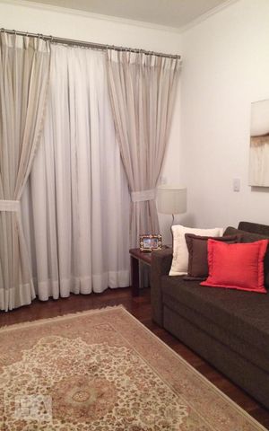 Apartamento à venda com 250m², 4 quartos e 4 vagas Apartamento à venda com 250m², 4 quartos e 4 vagasSala