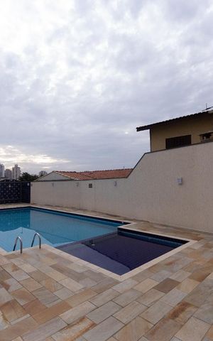 Apartamento à venda com 65m², 3 quartos e 1 vaga Apartamento à venda com 65m², 3 quartos e 1 vagaÁrea comum - Piscina