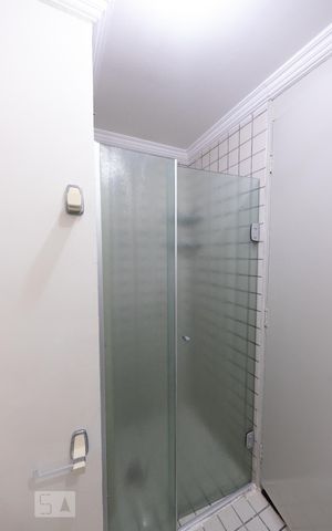 Apartamento à venda com 65m², 3 quartos e 1 vaga Apartamento à venda com 65m², 3 quartos e 1 vagaBanheiro Social