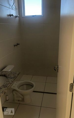 Apartamento para alugar com 89m², 3 quartos e sem vaga