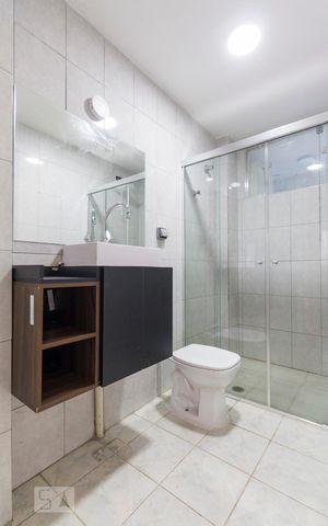 Apartamento à venda com 82m², 2 quartos e 1 vagaBanheiro Social